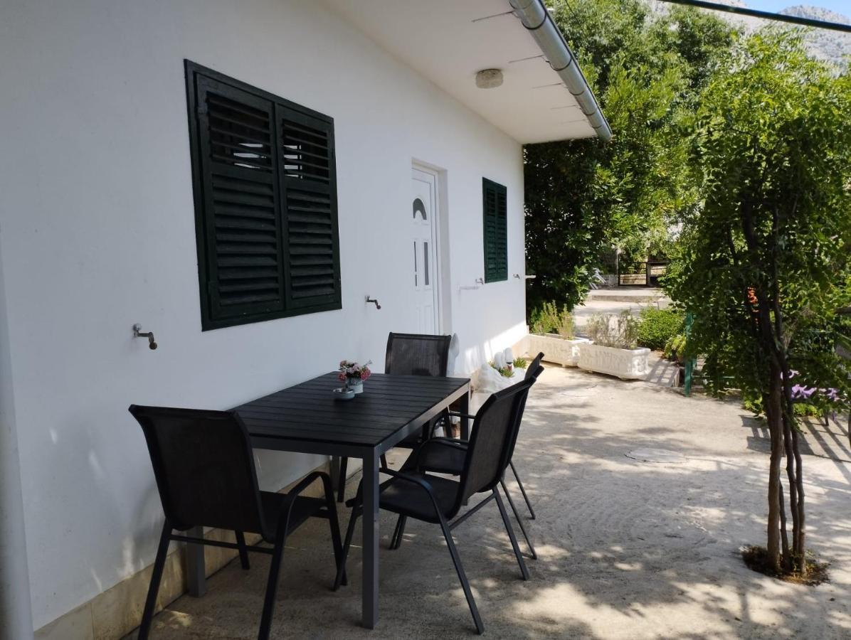 House B - With Spacious Terrace And Beautiful View Omiš